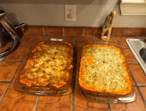 Olive Garden Five-Cheese Ziti Al Forno Cheese Ziti, Five Cheese Ziti, Vegetarian Alfredo, Ziti Al Forno, Cheese Stuffed Meatballs, Cheese Sauce For Pasta, Ziti Pasta, The Sopranos, Family Cookbook