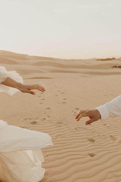 Sand Dunes Dress Photoshoot, Sand Dunes Couple Photoshoot, Desert Dunes Photography, White Sands Couple Photoshoot, Engagement Photos White Sands, Great Sand Dunes Photoshoot, Sand Dunes Photoshoot Engagement, Sand Dune Wedding Pictures, Engament Photoshoot Outfit Summer