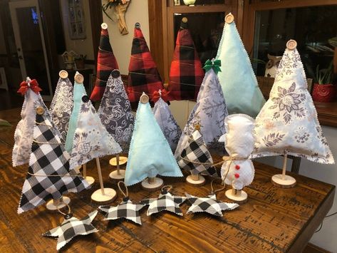 Rustic Holiday Trees | Etsy Flannel Trees, Flannel Christmas, Primitive Fabric, Buffalo Plaid Christmas Tree, Fabric Tree, Farmhouse Fabric, Fabric Christmas Trees, Farmhouse Christmas Tree, Christmas Tree Set