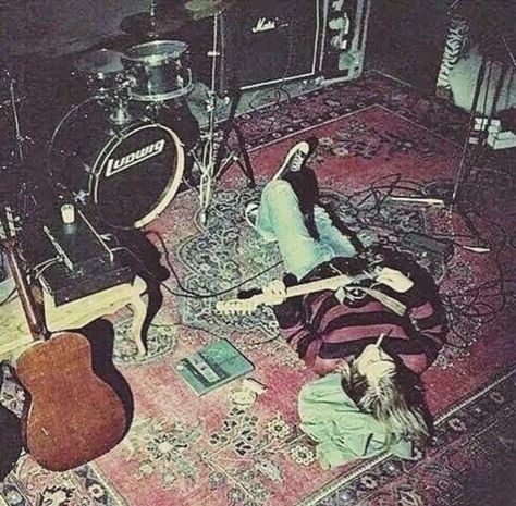 Kurt Cobain, Musical, Guitar, Music