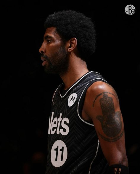 Kyrie Irving Tattoos, Kyrie Tattoo, Kyrie Irving Nets, Kyrie Irving Jersey, Kyrie Irving Brooklyn Nets, Celtics Kyrie, Jersey Wallpaper, Uncle Drew, Nba Photos