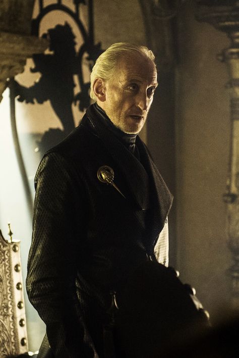 Lannister Art, Tywin Lannister, Got Costumes, House Lannister, Game Of Thrones Costumes, Charles Dance, Game Of Thrones Tv, Istoria Artei, Got Game Of Thrones