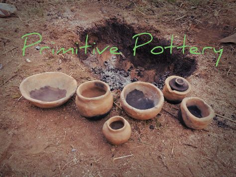 Humanity has been making pottery for tens of thousands of year by using simple wood fires. Here's how it's done. Primitive Pottery, Diy Keramik, Clay Bowls, Primitive Technology, Primitive Survival, Pottery Kiln, Diy Pottery, Primitive Crafts, Pottery Wheel