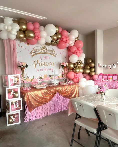 Princess Theme Baby Shower Ideas, Food Decoration Ideas, Princess Baby Shower Cake, Theme Baby Shower Ideas, Baby Shower Princess Theme, Baby Shower Party Themes, Lumberjack Baby Shower, Bear Baby Shower Theme