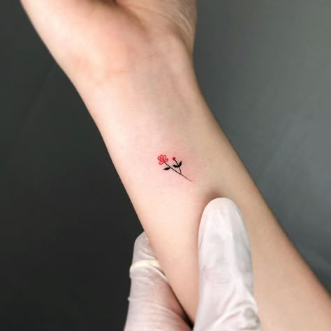 Howdy Tattoo, Tiny Flower Tattoos, Flower Wrist Tattoos, Anklet Tattoos, Small Pretty Tattoos, Cute Tiny Tattoos, Discreet Tattoos, Dainty Tattoos, Subtle Tattoos