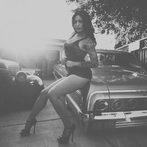 Low Rider Girls, Mexican Culture, Low Rider, Sneakers Men Fashion, Bad Girl, Luxury Lifestyle, How To Wear