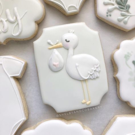 Shelby Hemelt Townsend on Instagram: “The stork is my favorite. . . . . . . . . . . . . . . #decoratedcookies #decoratedsugarcookies #customcookies #cookiefavors #vanillabean…” Stork Themed Baby Shower Ideas, Stork Tea Ideas, Stork Cookies, Stork Baby Shower Ideas, Tea Party Drinks, Stork Gender Reveal, Vintage Baby Shower Theme, Gender Determination, Lucas Baby