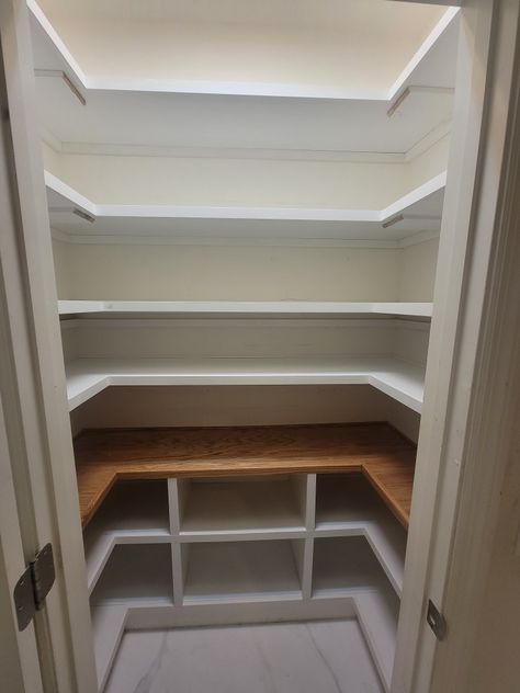 Ikea Unfinished Cabinets, Kitchen Gadgets Storage Ideas, 4x4 Pantry Ideas, Pantry Sizes Walk In, U Shaped Walk In Pantry, 4x5 Pantry, 6x6 Pantry, Simple Walk In Pantry, Square Pantry Design