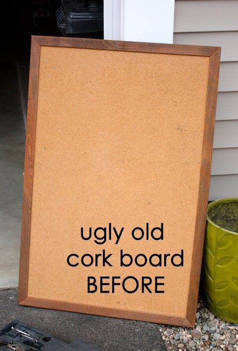 Cork Board Painting Ideas, Paint Corkboard, Painted Cork Board Ideas, Office Cork Board Ideas, Cork Board Decorating Ideas, Painting A Cork Board, Diy Cork Board Ideas, Cork Board Makeover, Painting Corkboard