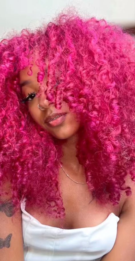 Fuchsia Hair Color Black Women, Bright Pink Curly Hair, Dyed Curly Hair Black Women, Cool Toned Pink Hair, Pink Highlights Curly Hair, Hot Pink Curly Hair, Pink And Purple Hair Ideas, Pink Hair Dark, Pink Hair Black Women