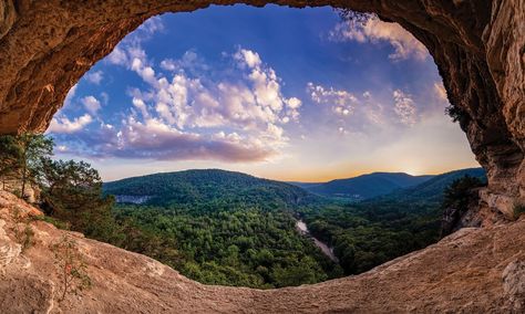 Northern Arkansas, River Animals, Grassy Meadow, Breathtaking Scenery, Hot Springs National Park, Ozark Mountains, Living On The Edge, American Road Trip, Appalachian Mountains