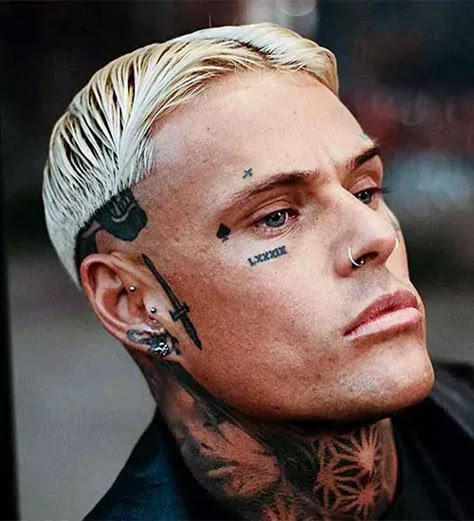 Short Middle Part with Disconnected Shaved Sides Curtain Hairstyles, Eboy Haircut, Classy Haircut, Cool Face Tattoos, Eboy Hair, Platinum Blonde Hair Men, Boys Haircuts Long, Mens Undercut, Middle Part Haircut