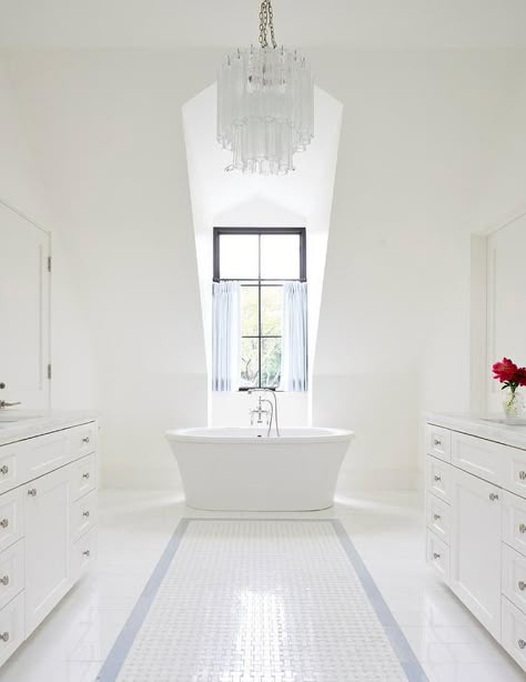 Collins Interiors, Bathroom Furniture Ideas, White Bathroom Designs, Coastal Interior Design, Coastal Interiors Design, Coastal Interior, Beach Bungalow, Transitional Bathroom, Tile Rug