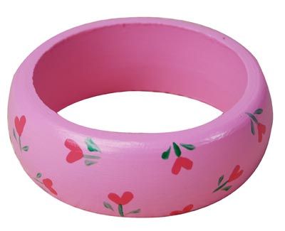 Wooden Bangles Diy, Flowers Surprise, Wooden Bangles, Designer Bangles, Diy Bangle Bracelets, Bangles Diy, Painted Fabric, Bead Making, Wooden Bangle