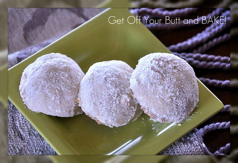 wedding cookies Wedding Cookie Recipes, Butter Ball Cookies Recipe, Butterball Cookies, Russian Tea Cake, Wedding Cookie, Pie Pops, Impressive Recipes, Tea Cookies, Wedding Cookies