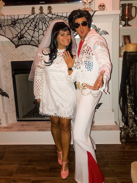 Halloween costumes for Elvis and Priscilla Presley Elvis Presley And Priscilla Costume, 80s Couple, Elvis And Priscilla Presley, Elvis Costume, Iconic Halloween Costumes, Halloween Coustumes, Couple Costumes, Duo Halloween Costumes, Couples Halloween Outfits