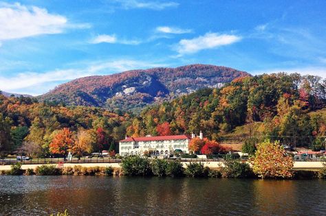 2 Days in Lake Lure, NC: The Real-Life Dirty Dancing Resort Town Lake Lure North Carolina, Lake Lure, Haunted Hotel, Biltmore Estate, Mountain Town, Dirty Dancing, Haunted Places, Oh The Places Youll Go, Vacation Destinations