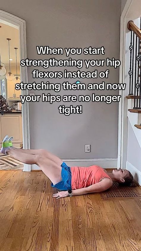 Dr. Stephanie Ridgway, Physical Therapist for Runners on Reels | Strengthen Hip Flexors, Hip Flexor Pain, Hip Strengthening Exercises, Hip Flexor Exercises, Weak Knees, Pilates Stretches, Hip Flexibility, Hip Pain Relief, Hip Flexor Stretch