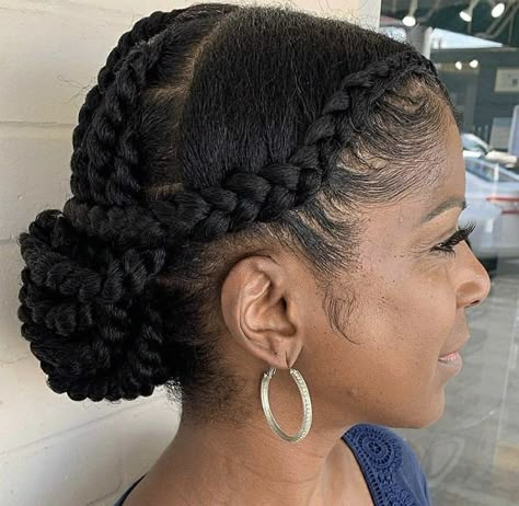 Natural Hair Styles For Valentines Day, Vacation Hairstyles For Black Women Natural Hair, Relaxed To Natural Transition Hairstyles, Interview Hairstyles For Black Women, Low Tension Protective Styles, Black Haircuts, Flat Twist Out, Cabello Afro Natural, Short Locs