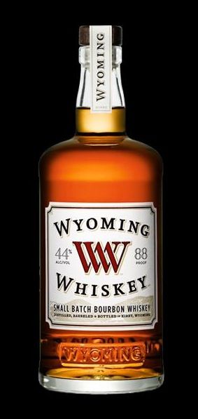 Wyoming Whiskey Small Batch Bourbon Wyoming Whiskey, The Distillers, Personalized Whiskey Decanter, Whiskey Distillery, Good Whiskey, Personalized Whiskey, American Whiskey, Bourbon Cocktails, Rye Whiskey