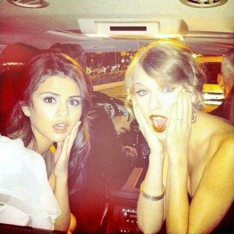 Selena Gomez 2012, Selena Gomez New Song, Selena Gomez And Taylor Swift, Selena Gomez And Taylor, Taylor Swift Pics, Rare Taylor Swift, Taylor Swift Fotos, Selena And Taylor, About Friends