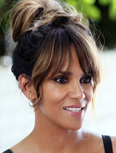 Halle Berry Hairstyles, Halle Berry Style, Hair Color For Women, Hair Affair, Wispy Bangs, Halle Berry, Hair Inspiration Color, Hair Color Trends, Halle