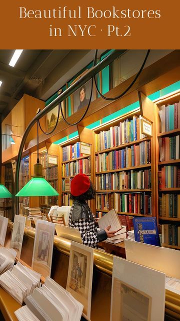 Beautiful Bookstores, Nyc Activities, Travel New York, New York City Christmas, Travel Nyc, City Christmas, Nyc Travel, Nyc Trip, Christmas Travel