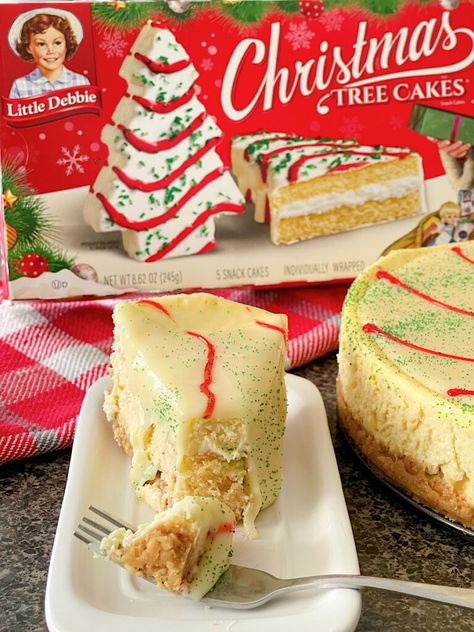 Christmas Tree Cake Cheesecake, Homemade Cheesecake Filling, Golden Oreo Crust, Little Debbie Christmas Tree Cakes, Little Debbie Christmas Tree, Christmas Tree Cakes, Golden Oreo, Cake Cheesecake, White Chocolate Bar