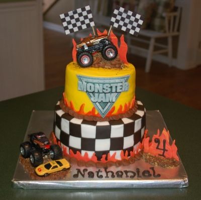 Monster Truck Cake By tabco on CakeCentral.com Monster Jam Birthday Cake, Monster Jam Cake, Monster Truck Birthday Cake, Monster Jam Birthday Party, Monster Jam Birthday, Monster Jam Party, Truck Birthday Cakes, Blaze Birthday, Monster Truck Cake