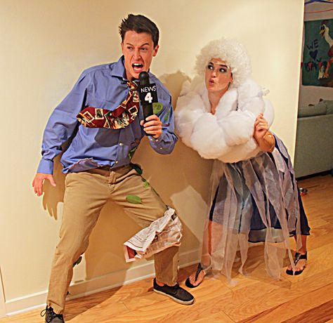 Meteorologist caught in the hurricane costume! Diy Halloween Couples Costumes, Diy Halloween Couples, Halloween Couples Costumes, Tombstone Halloween, Purim Costumes, Halloween Couples, Costume Works, Creative Costumes, Halloween Make Up