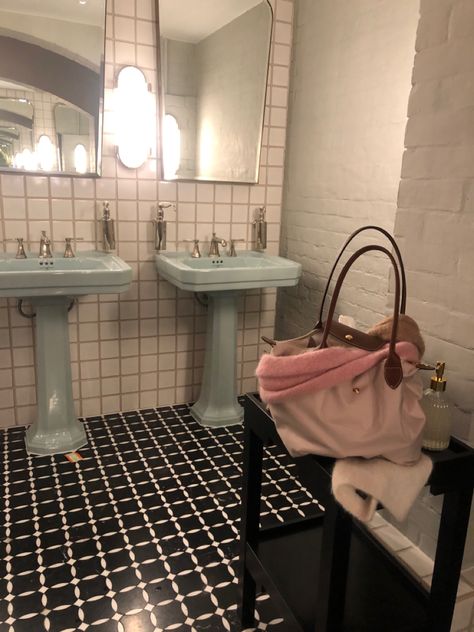 Acne Studios Scarf, Summer California, Longchamp Bag, Green Bathroom, Vision Board, Acne Studios, Acne, California, Make Up