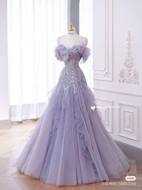 Prom Dress Ideas Ball Gown, Wedding Dresses Purple, Gown For Debut, Purple Princess Dress, Purple Ball Gown, Debut Gowns, Purple Gown, Purple Gowns, Gowns Dresses Elegant