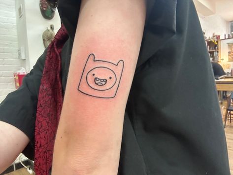 finn the human, tattoo, adventure time tattoo, adventure time, finn the human tattoo, finn tattoo Finn Tattoo Adventure Time, Finn The Human Tattoo, Finn Tattoo, Human Tattoo, Adventure Time Tattoo, Funky Tattoos, Adventure Time Finn, Finn The Human, Adventure Time Art