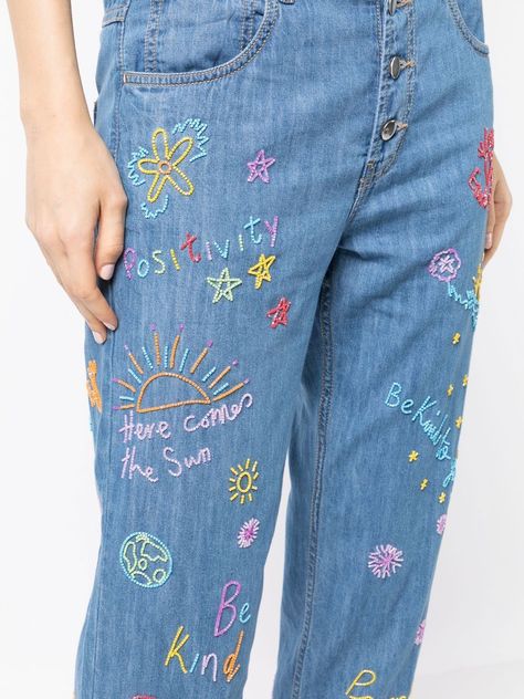 Denim Jeans Embroidery Diy, Beads On Jeans, Embroidery On Jeans Ideas, Embroidery On Jeans Pants, Hand Embroidered Jeans, Pants Embroidery Ideas, Jeans Embroidery Diy, Embroidery Pants Jeans, Denim Embroidery Jeans