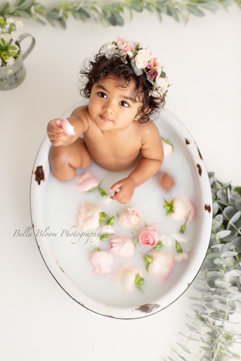 First Birthday Photo Shoot Ideas Flowers, Flower Milk Bath Photography, First Birthday Bath Photoshoot, Toddler Milk Bath Photography, Floral First Birthday Photoshoot, First Birthday Milk Bath, Milk Flower Bath, Milk Bath With Flowers, Milk Bath Photography Baby