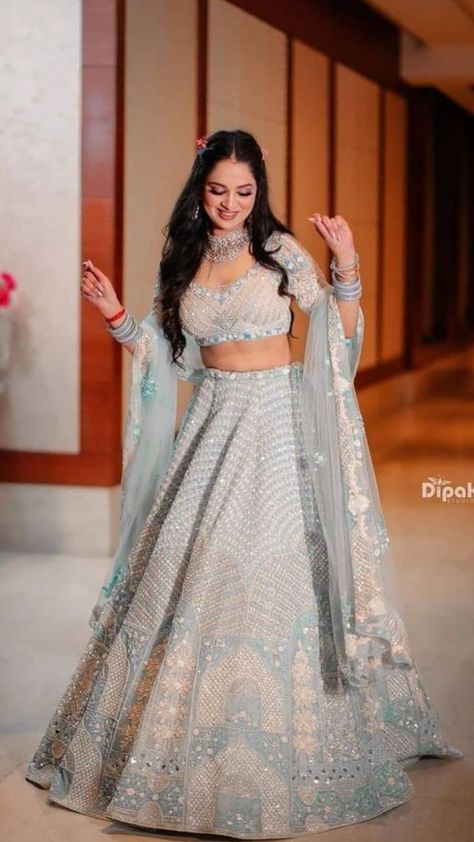 Lengha Choli For Bride Sister, Lengha For Grooms Sister, Pastel Color Lehenga For Bride, Lengha For Mother Of Bride, Engagement Lahanga Design, Bridal Lehenga For Sangeet, Engagement Dress For Bride Indian Gown Simple, Lahanga Design Latest Wedding Simple, Pestal Colour Lehanga