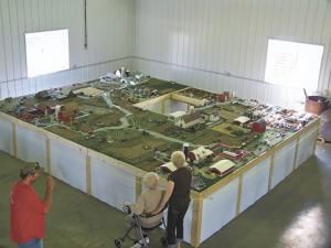 Toy Farm Displays, Farm Toy Display Diy, City Diorama, Shop Hacks, Farm Display, Farm Toy Display, Miniature Farm, Agriculture Equipment, Kids Play Table