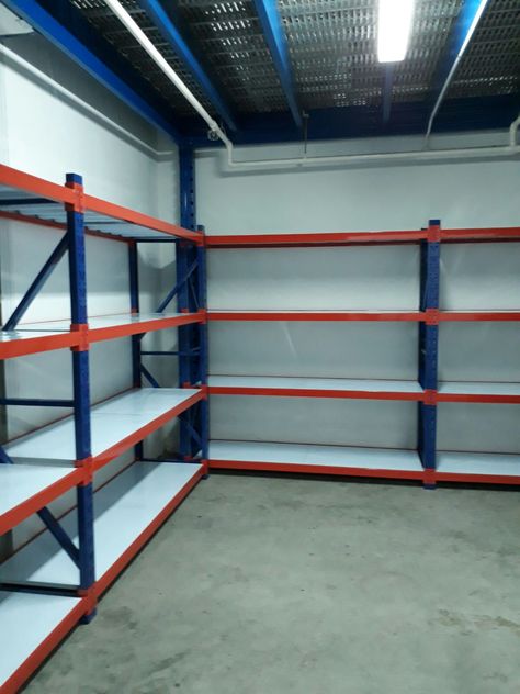 Metal Shelves Ideas, Store Rack Design, Metal Shelving Ideas, Metal Racks Storage Ideas, Rack Design For Shop, Shop Rack Design, Warehouse Storage Ideas, Garage Racks, Warehouse Layout