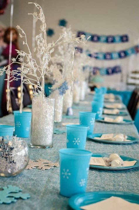 Frozen Party Table, Frozen Table, Advent By Candlelight, Winter Tea Party, Frozen 3rd Birthday, Elsa Party, Elsa Birthday Party, Frozen Party Decorations, Birthday Party Table Decorations