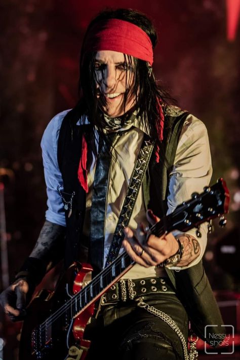 Tommy Henriksen, The Hollywood Vampires, Hollywood Vampires, Alice Cooper, Flower Child, Johnny Depp, Rock N Roll, Rock Bands, Music Videos