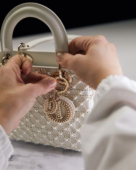 The Savoir-Faire of the Lady Dior Pearl Cannage - PurseBlog Lady Dior Bag Aesthetic, White Lady Dior, Miss Dior Bag, Dior Purse, Sparkly Bag, Christian Dior Designer, House Of Dior, Modern Handbag, Wedding Handbag