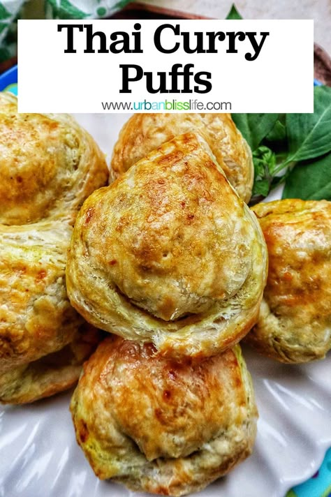 These Thai Curry Puffs are popular Thai appetizers that are delicious and easy to make at home. Get the recipe with step-by-step instructions at UrbanBlissLife.com. Thai Curry Puffs Recipe, Thai Appetizers, Curry Puff Recipe, Puff Pastry Bites, Thai Appetizer, Curry Puffs, Pastry Bites, Curry Puff, Crispy Snacks