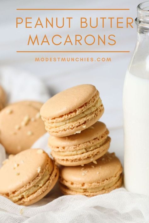 Peanut Butter Macarons, Macaroon Filling, Peanut Butter Buttercream, Macaron Filling, Macaron Cookies, French Macaron, French Macaroons, Macaroon Recipes, Peanut Butter Powder