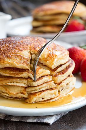 Paleo Breakfasts, Paleo Running Momma, Paleo Pancakes, Pancake Recipe Buttermilk, Keto Pancakes, Paleo Lifestyle, Brunch Time, Healthy Food Delivery, Buttermilk Pancakes