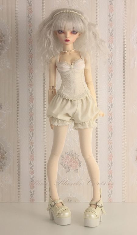 Ball Jointed Doll Reference, Doll Dress Outfit, Doll Plushies, Doll Aesthetic, Ball Jointed Doll, Doll Outfits, Art Dolls Handmade, Anime Dolls, Doll Parts