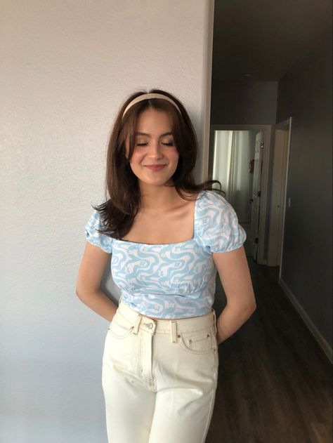 Sky Blue Crop Top Outfit, Pastel Blue Top Outfit, Light Blue Crop Top Outfit, Light Blue Top Outfit, Blue Spring Outfits, Blue Crop Top Outfit, Blue Top Outfit, Beige Pants Outfit, Sky Blue Outfit