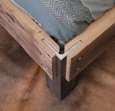 Wooden Bed Frame, Bed Platform, Bed Frame Design, Wooden Platform Bed, Industrial Design Furniture, Wooden Bed Frames, Beginner Woodworking Projects, Diy Furniture Table, Diy Furniture Projects