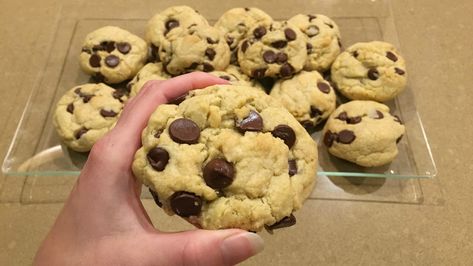 Cannibus Cookie Recipes, Canna Cookies, Pot Edibles, Cannabutter Recipes, Canna Butter, Cookie Healthy, Elevated Food, Classic Chocolate Chip Cookies Recipe, Edible Recipes