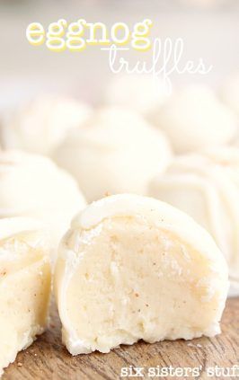 Eggnog Truffles Recipes | Six Sisters' Stuff These Egg Nog Truffles, taste like Christmas. They have the best flavor, with the slightest hint of Egg Nog. Even if you aren't an Egg Nog lover, you are going to love these. They are so easy to make, and are yummy. Eggnog Truffles, Eggnog Dessert, Six Sisters Stuff, Candy Truffles, Six Sisters, Eggnog Recipe, Egg Nog, Truffle Recipe, Homemade Candies