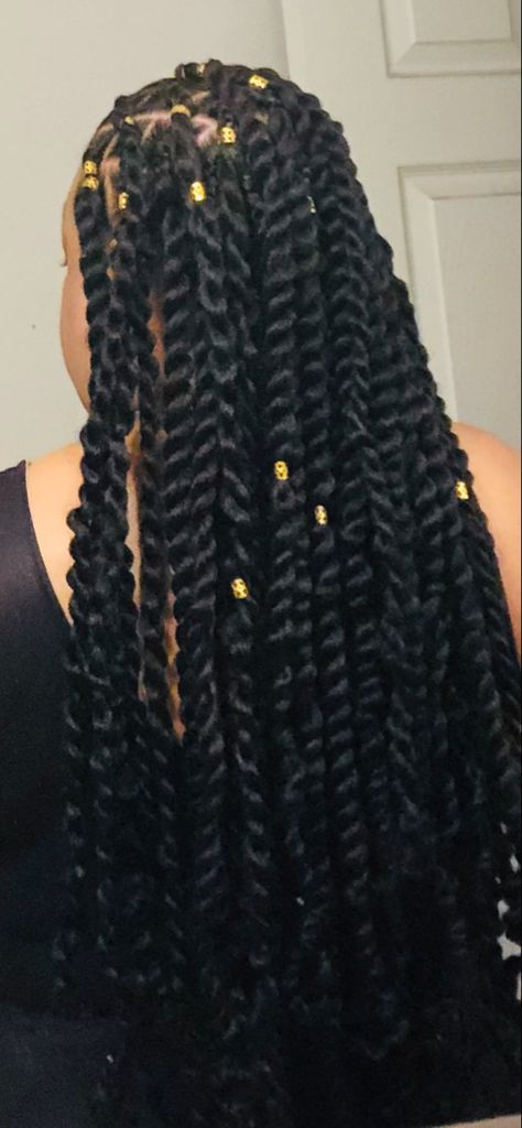 passion twists on myself♥️ Large Passion Twists, Twist Short, Passion Twists, Gold Charms, Braid Styles, About Hair, Gold Charm, Dreadlocks, Braids